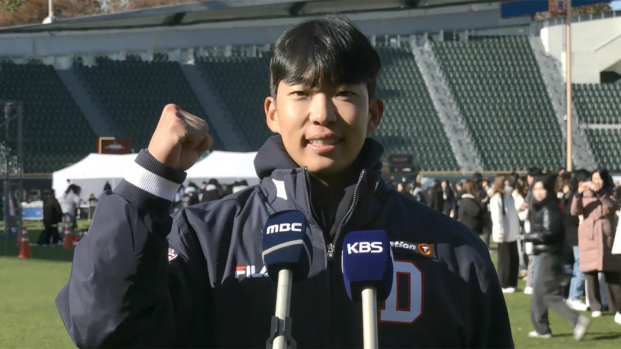 두산 김민석 23 트레이드 후 오릭스전에서 맹활약하며 교체 출전해 2안타 3타점을 기록_3