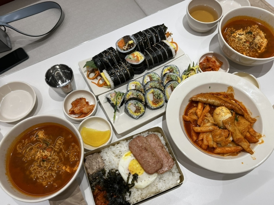  서울 동대문 김가네 핫하고 힙하고 가성비까지 더한 K분식