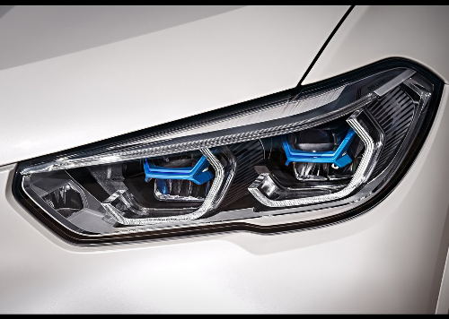 BMW-X5-2023년형-헤드라이트