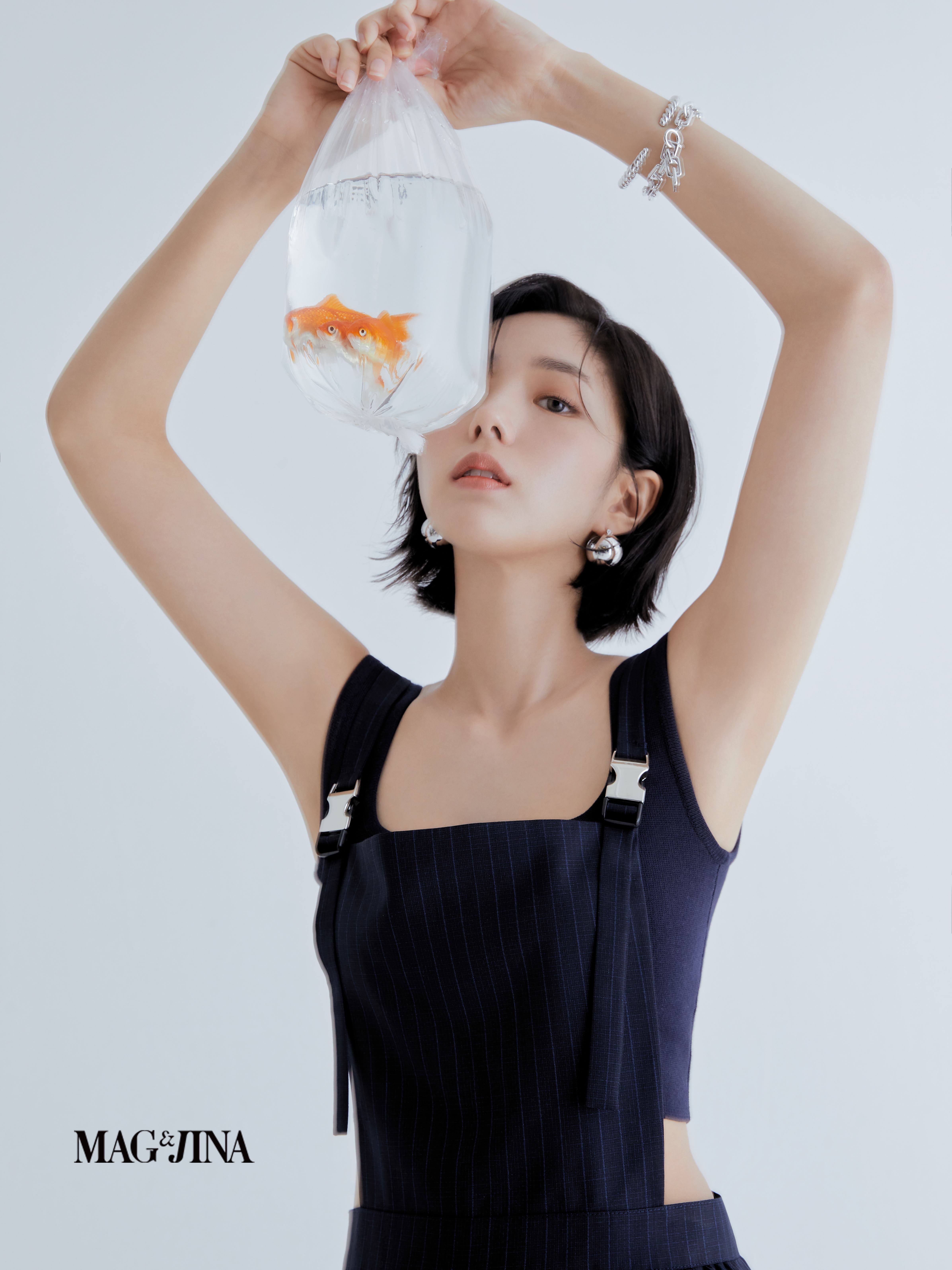  채수빈 맥앤지나 고화질 화보