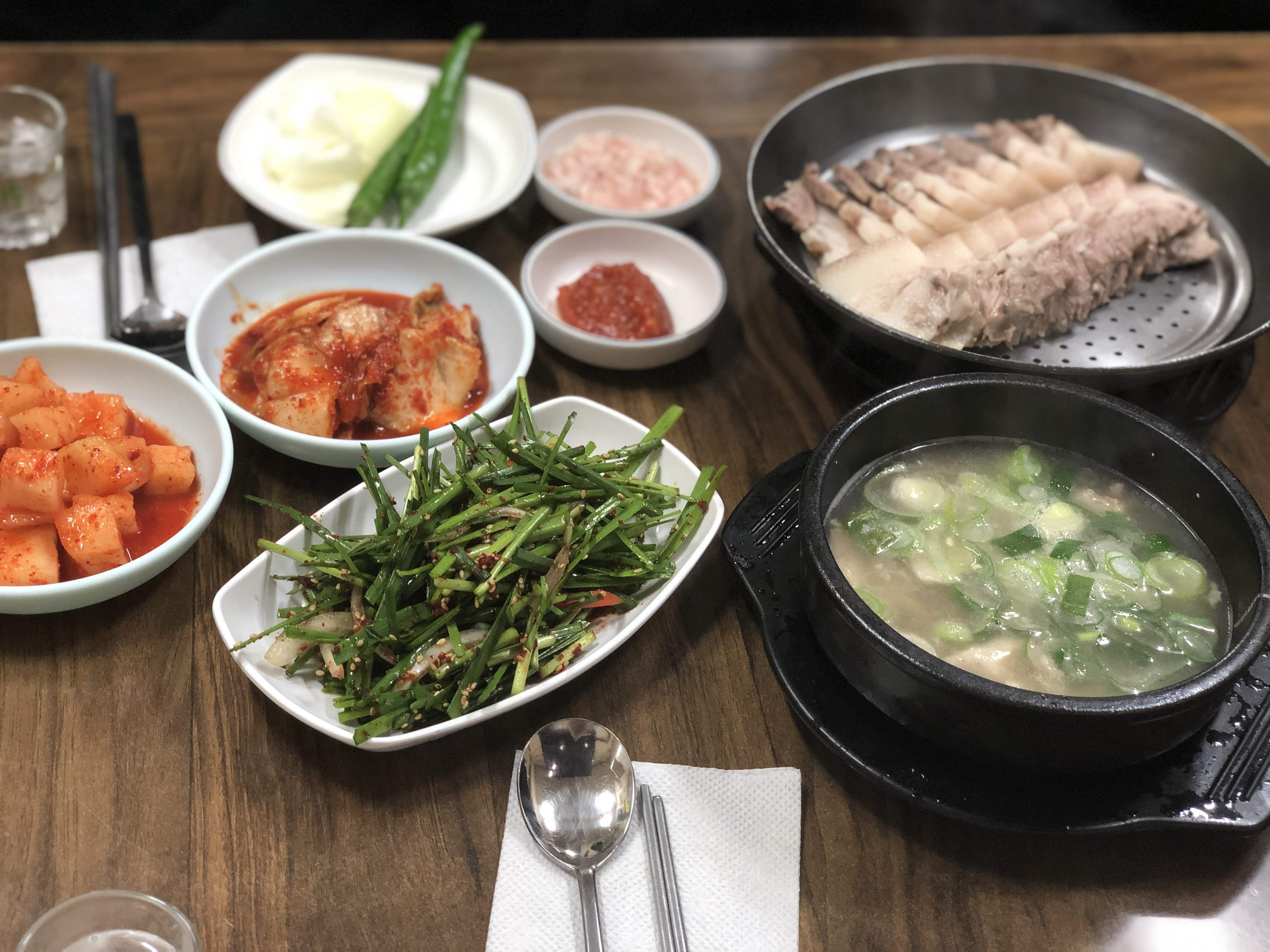 가마솥족발 이미지