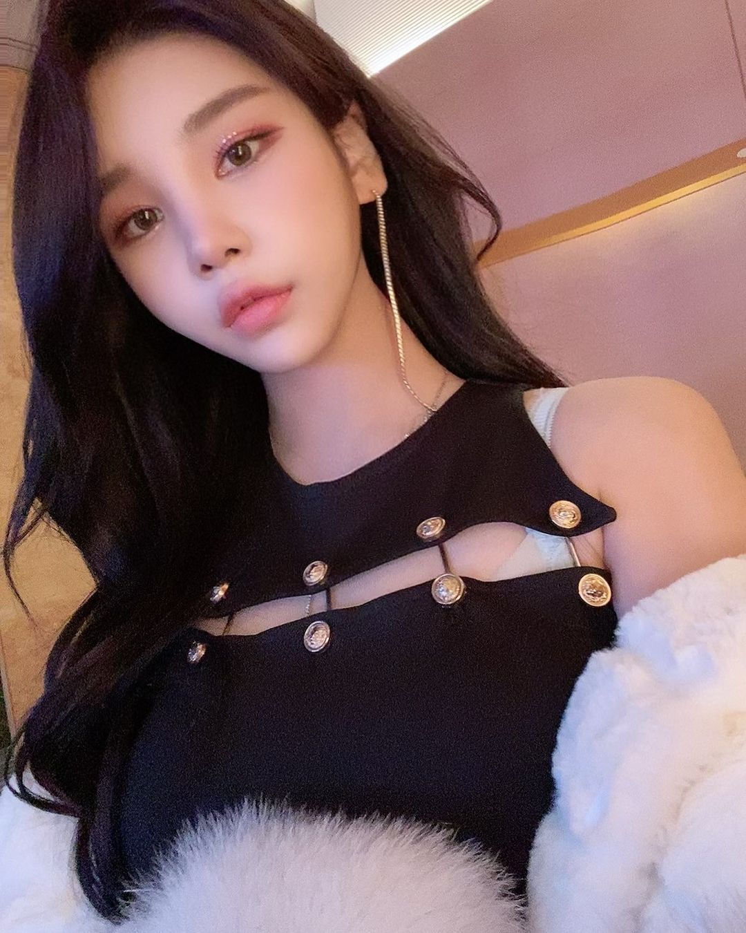  인스타 모델 쮸리 셀카 블랙 원피스 드레스 사진들 모음