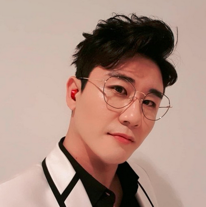  영탁 모든것! (본명, 학력, 생일은? 영탁 엄마 무당? 무슨사연이?)