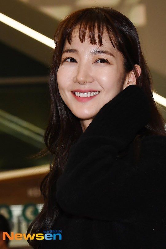 박민영 멀버리 플래그십스토어