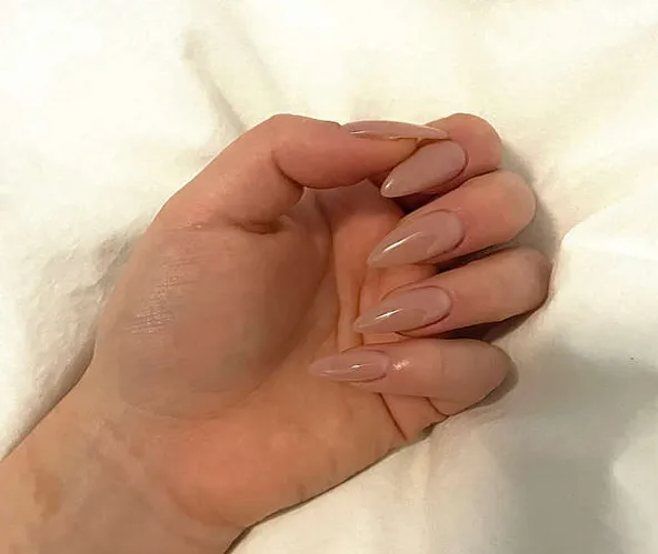 네일디아망