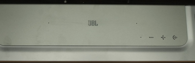 JBL Bar 1300X 상단 패널