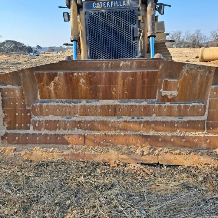  캐타필라 D6H 1991년식 3700만원 판매합니다.