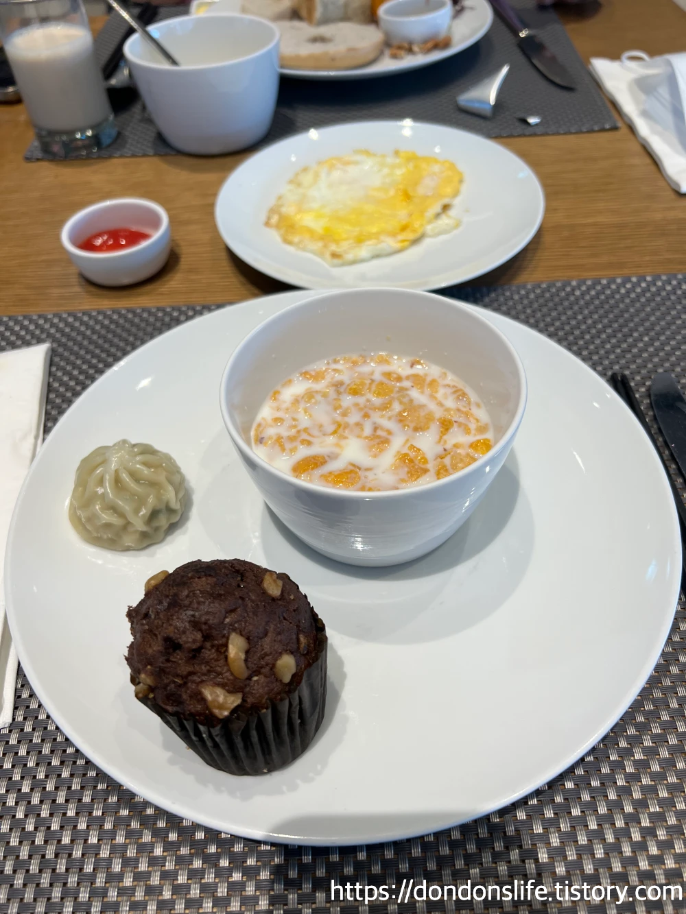 포 포인츠 바이 쉐라톤 조선 서울 명동 에볼루션 뷔페 조식