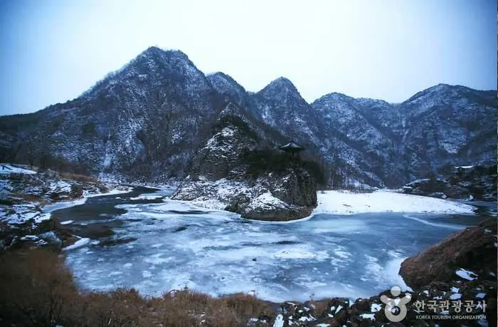 월류봉 광장 전경 이미지