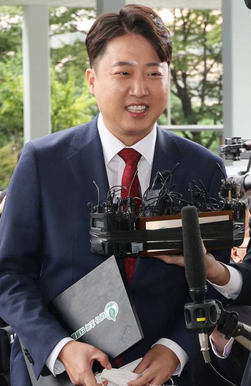  이준석 양두구육 징계 법원 "국민의힘, 비대위 설치해야 할 정도의 ‘비상상황’이 발생했다고 보기 어렵다"