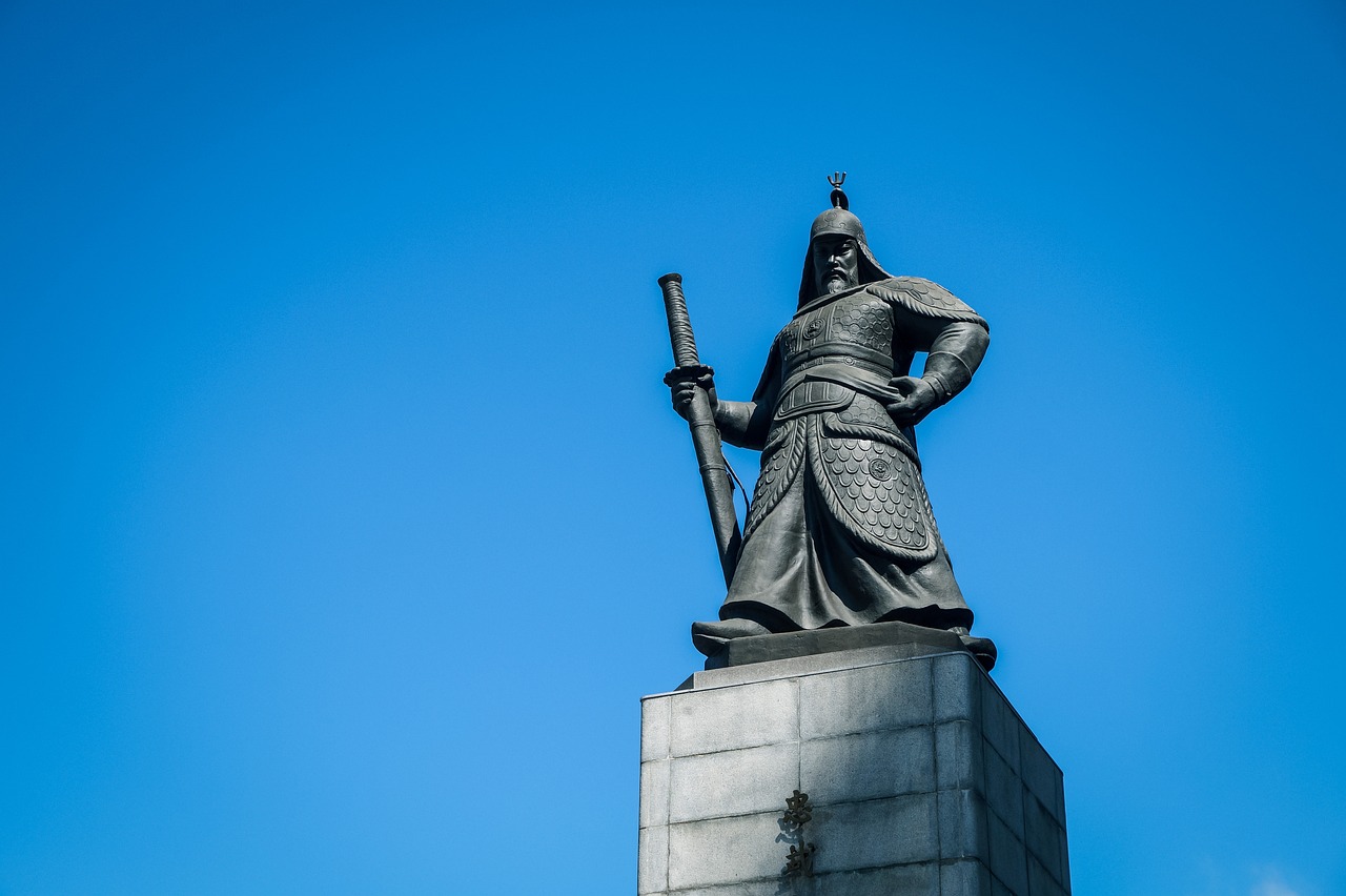 이순신 장군의 동상