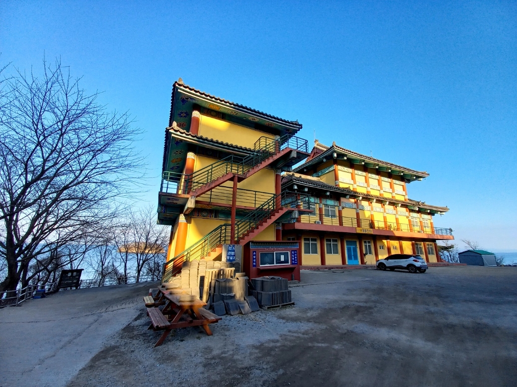 img.jpg