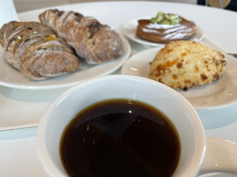 분위기 신상 카페 충주 베이커리 바위의 따뜻한 6