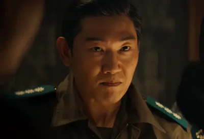 군복을 입고 서 있는 영화 서울의 봄에서 장민기를 연기하는 안세호