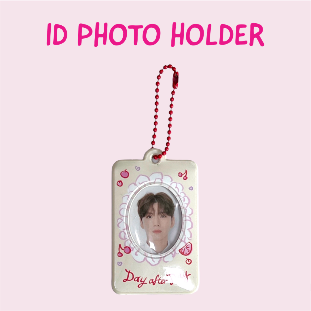 ID PHOTO HOLDER