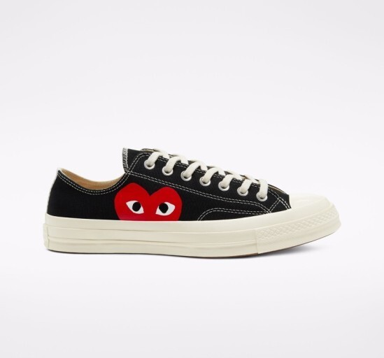  - '컨버스의 무한변신 두번째' 컨버스 x 플레이 꼼데가르송 척 70 로우 블랙 [Converse x Play Comme des Garcons Chuck 70 Ox Black]
