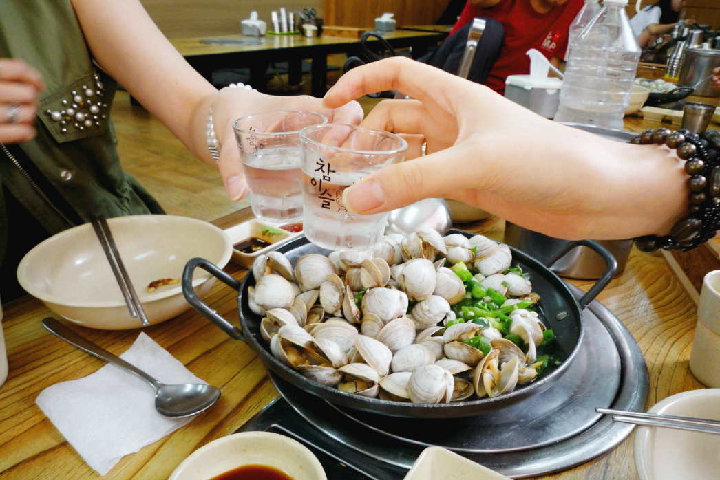 대전 여행 맛집 칼국수 물총 조개 맛집 오씨손칼국수