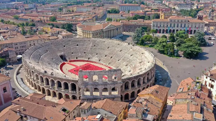 베로나 아레나 Verona Arena (source: top10-verona/)