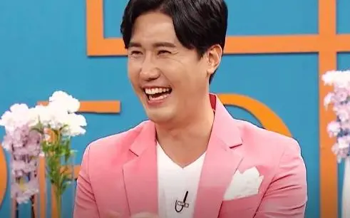신성 나이 키 결혼 고향 가족 팬카페 인스타 프로필 - 3.신성 여담 신성 나이 키 결혼 고향 가족 팬카페 인스타 프로필 - 3.신성 여담