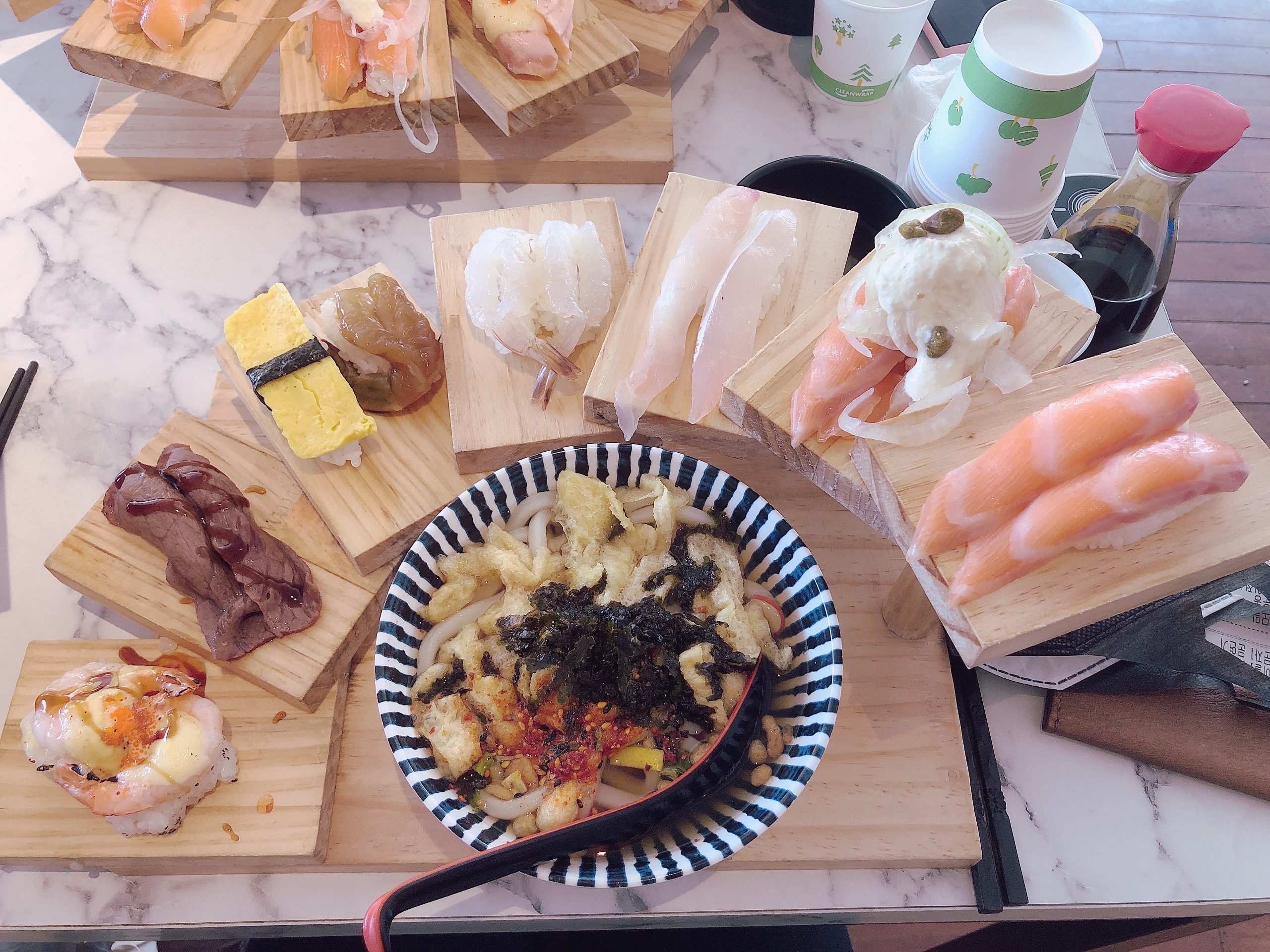  [부산 광안리] 용이초밥에서 바다보면서 초밥을 먹어요! feat.사진스팟 오션뷰