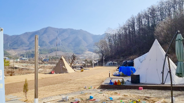 충주 캠핑에 바나나