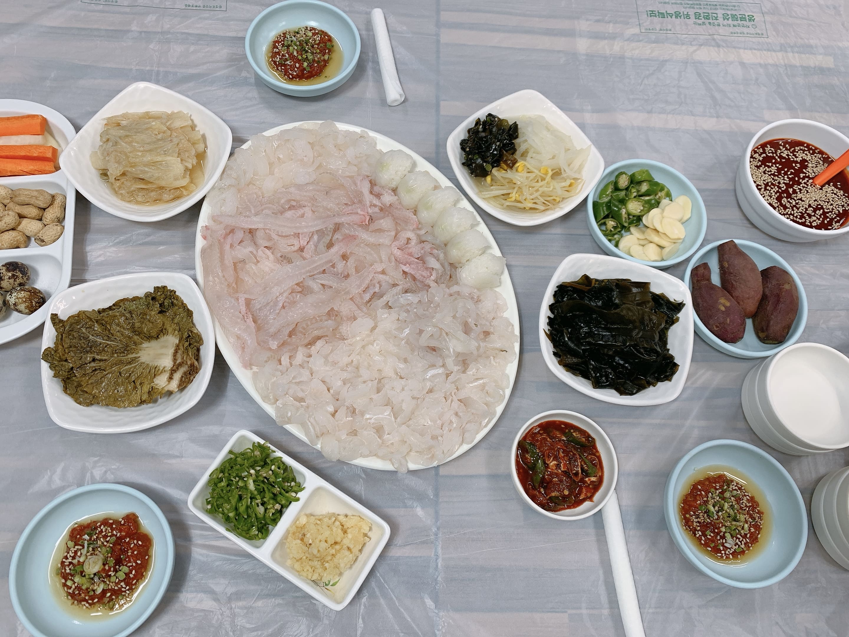 혜림장초장횟집 한 상차림