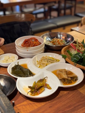 김치두루찌개 제육직화 계란말이