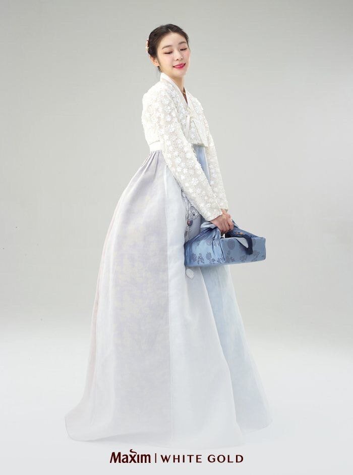  김연아 2019년 맥심 화이트 골드 한복 화보
