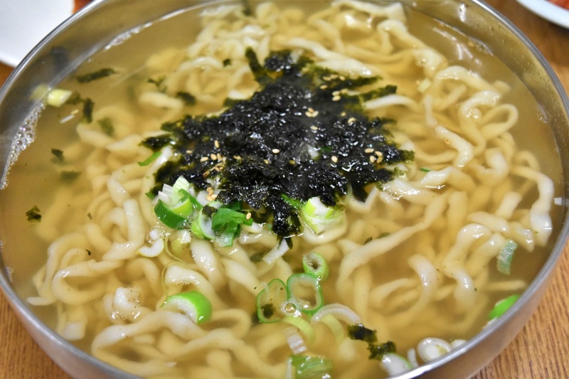  신림동 잔치 칼 국수 가성비 신림사거리 맛집 생방송 오늘저녁 슬기로운 외식생활
