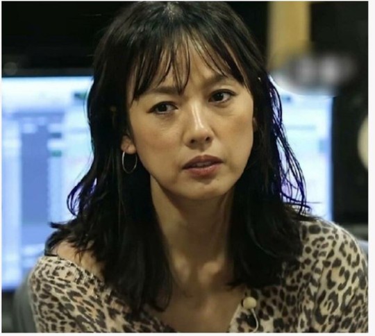  이효리, 최근 미모? 주름,잡티 선명한 얼굴에 "극과 극" 반응 [사진]