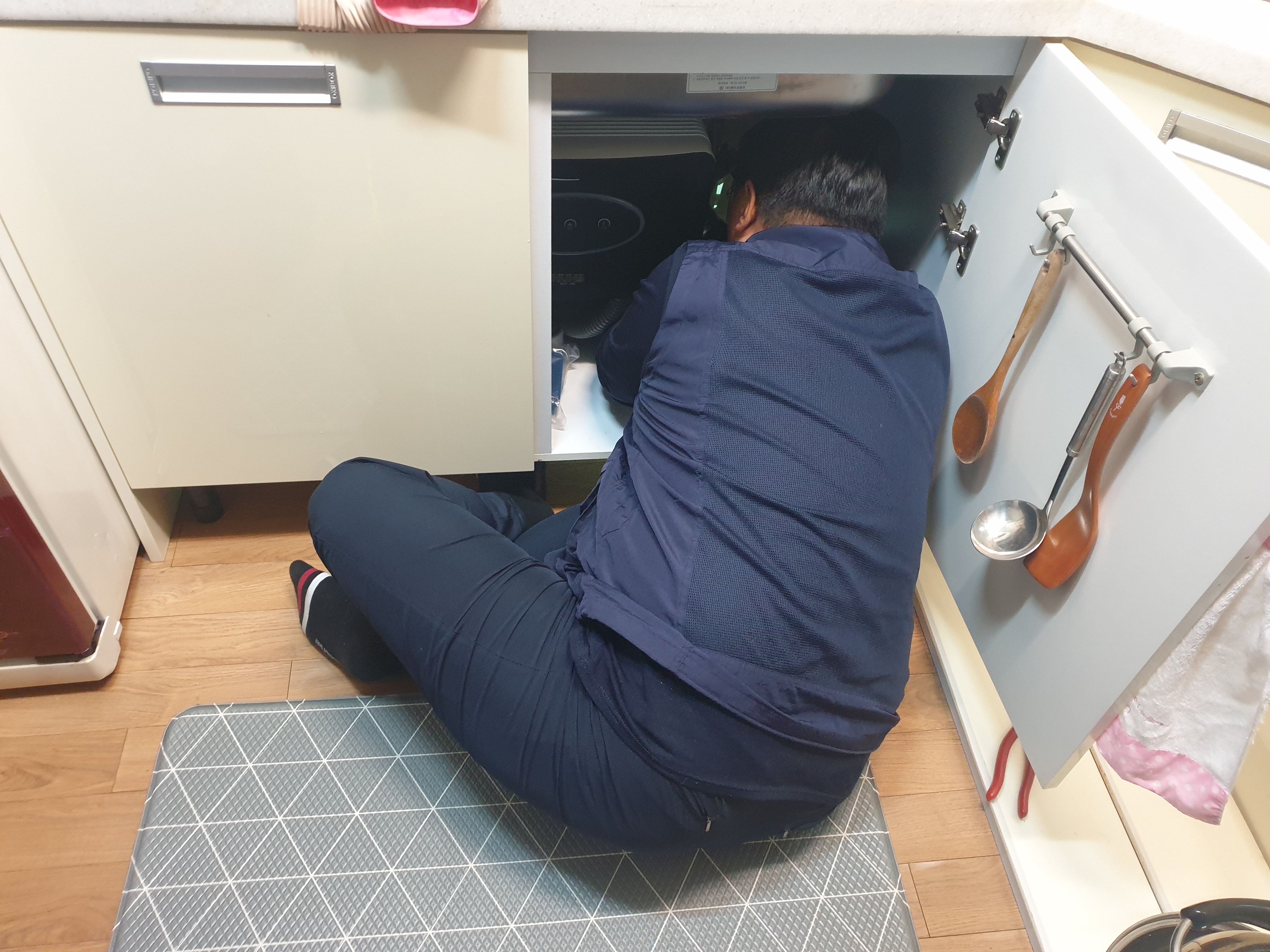  와동 하수구 막힘 역촌동 배수구막혔을때 염창동 배관청소 고압세척