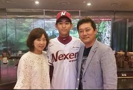  이종범 아들 이정후 연봉과 어린시절 일화
