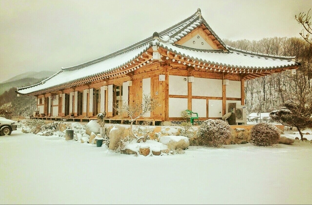 Songdamgadeun (송담가든) 3