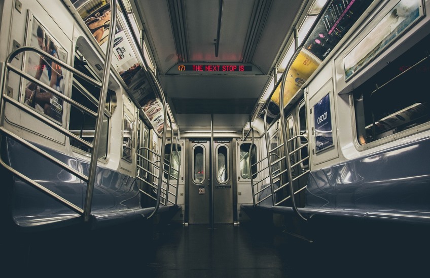 대중교통수단-지하철