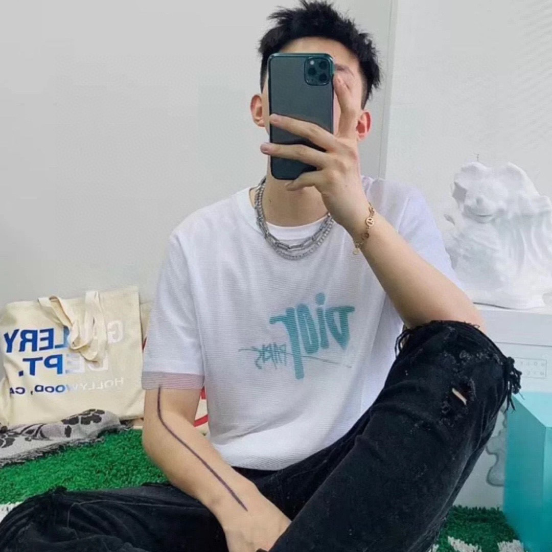  [DIOR x STUSSY] 디올 X 스투시 숀 반팔 티셔츠 033J645A0629_C086