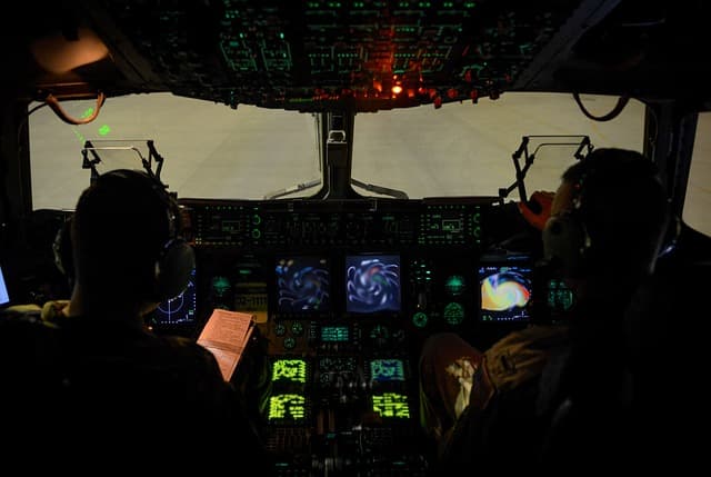 스마트 통합 항공 전자 시스템(Avionics) 기술의 발전