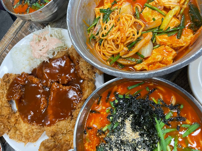 돈까스, 칼국수, 두루치기 사진