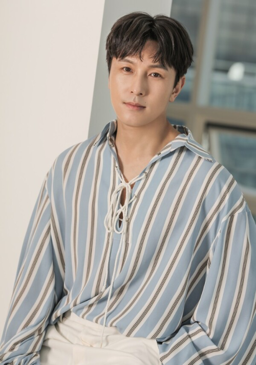 신화 가수 김동완