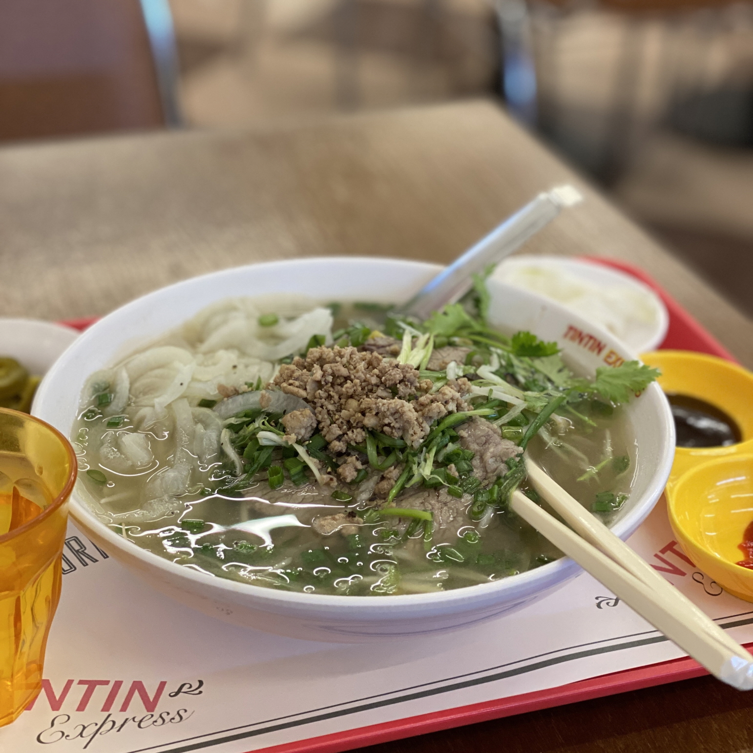  고터 쌀국수 맛집 띤띤익스프레스 : 집 앞에 있다면 매일 갈 베트남 음식점