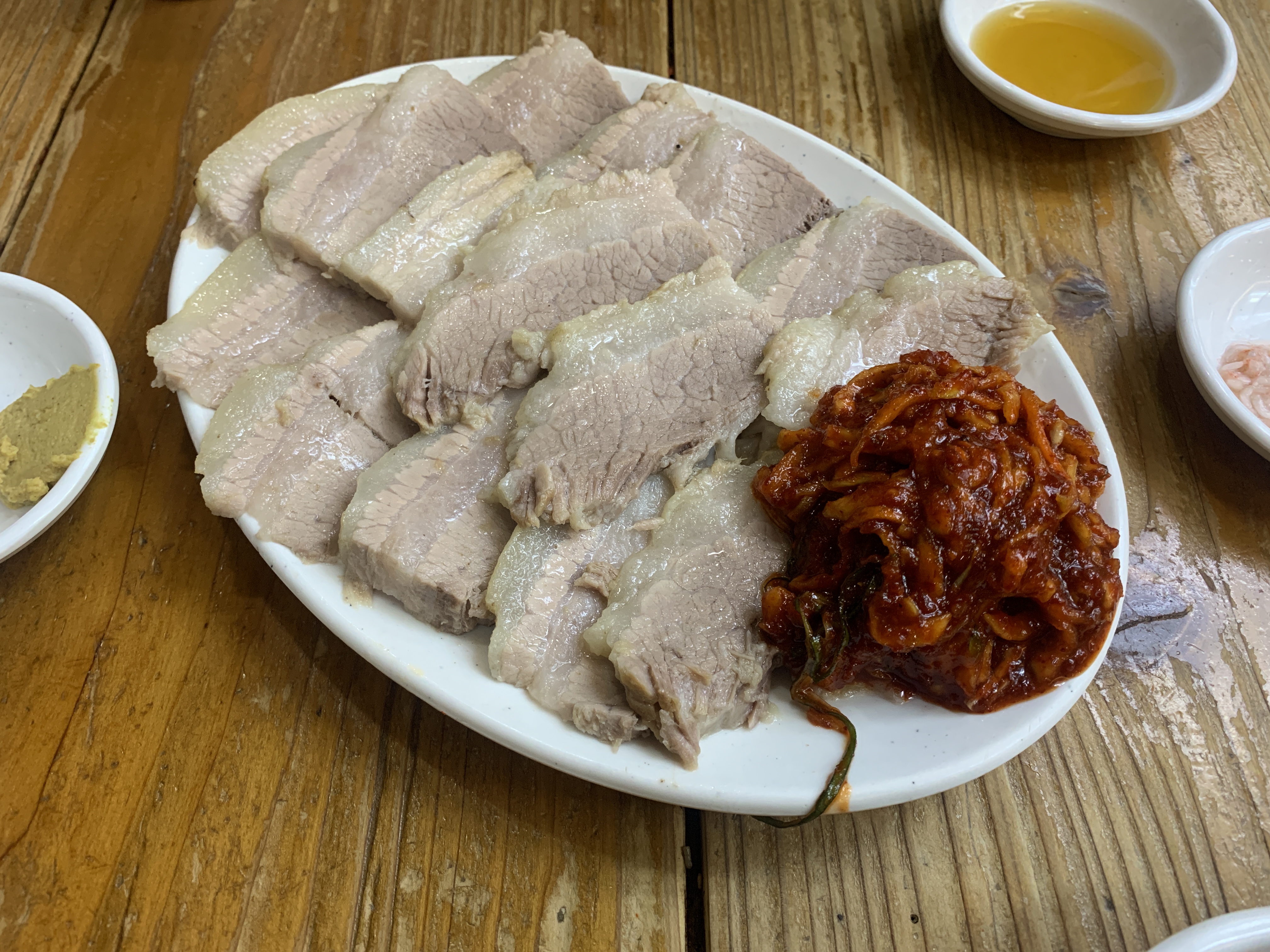  부산 사직운동장 맛집, 현지인 추천 소문난주문진막국수