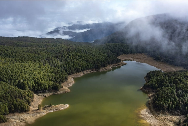  대만 취펑호 순환길, 세계 최초의 "조용한 산책로" 선정 VIDEO:Taiwan unveils world's first 'certified quiet hiking trail'