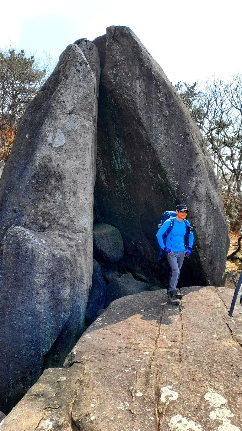 부산 장산 통천문