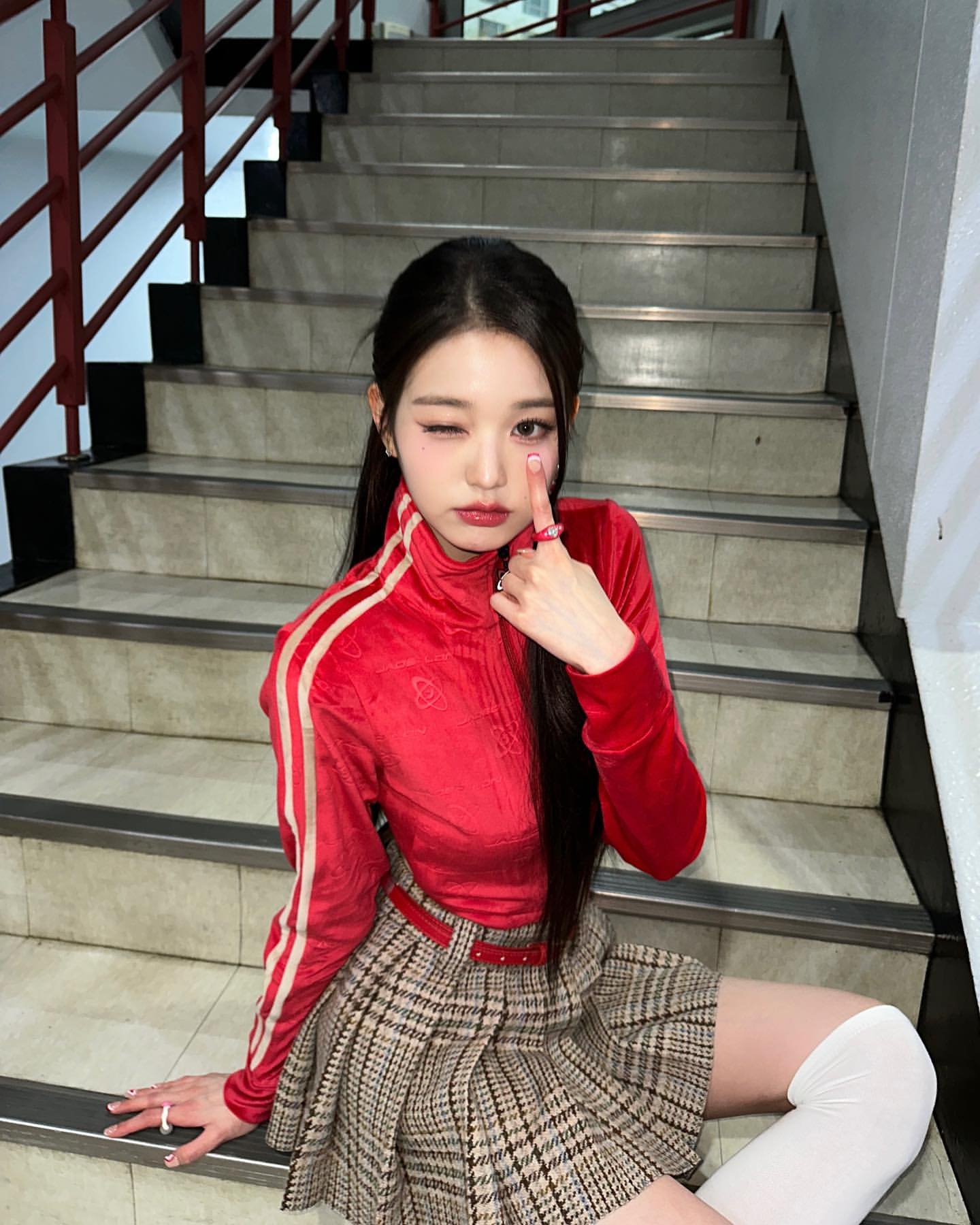 [장원영Jang wonyoung] 인스타 instagram 23.04
