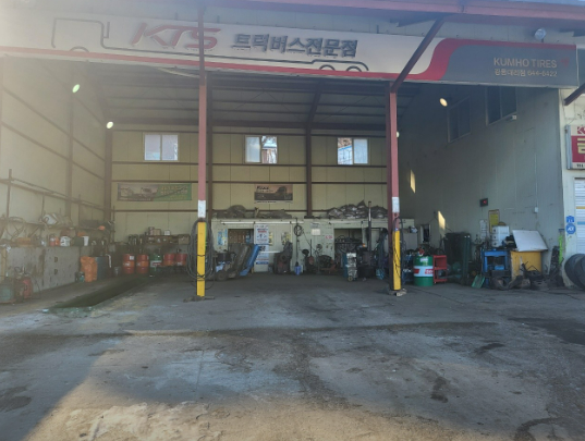 타이어테크 슈퍼맨타이어 11