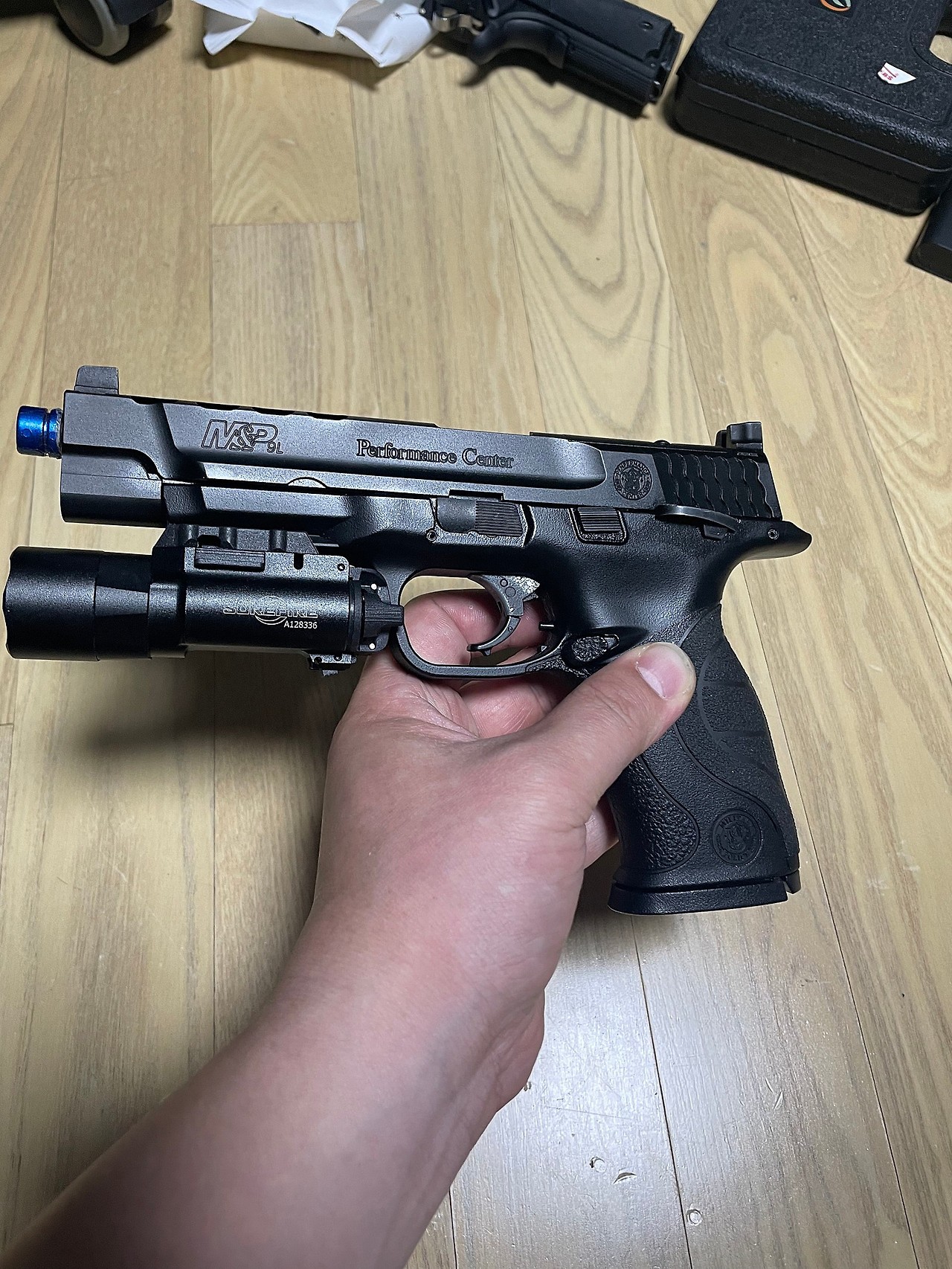 m&p9L