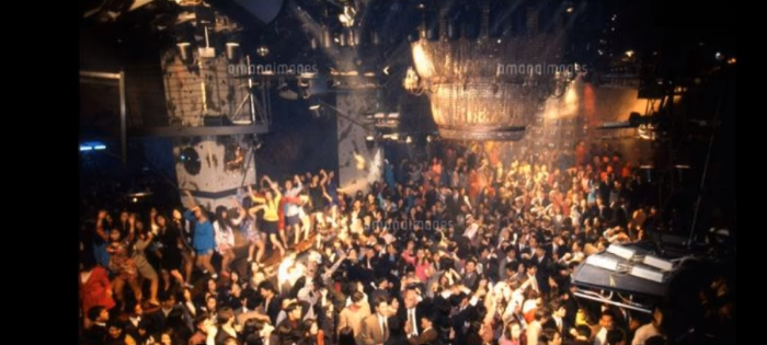 ai no corrida가 울려펴지던 80년대 나이트클럽