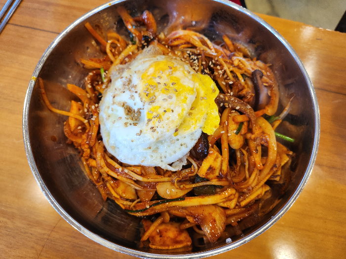 중화비빔밥입니다