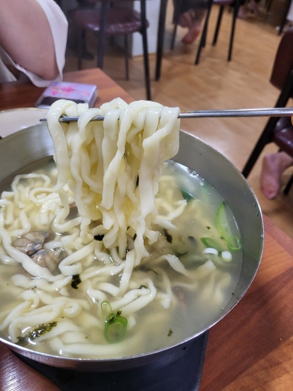 정통칼국수 이미지