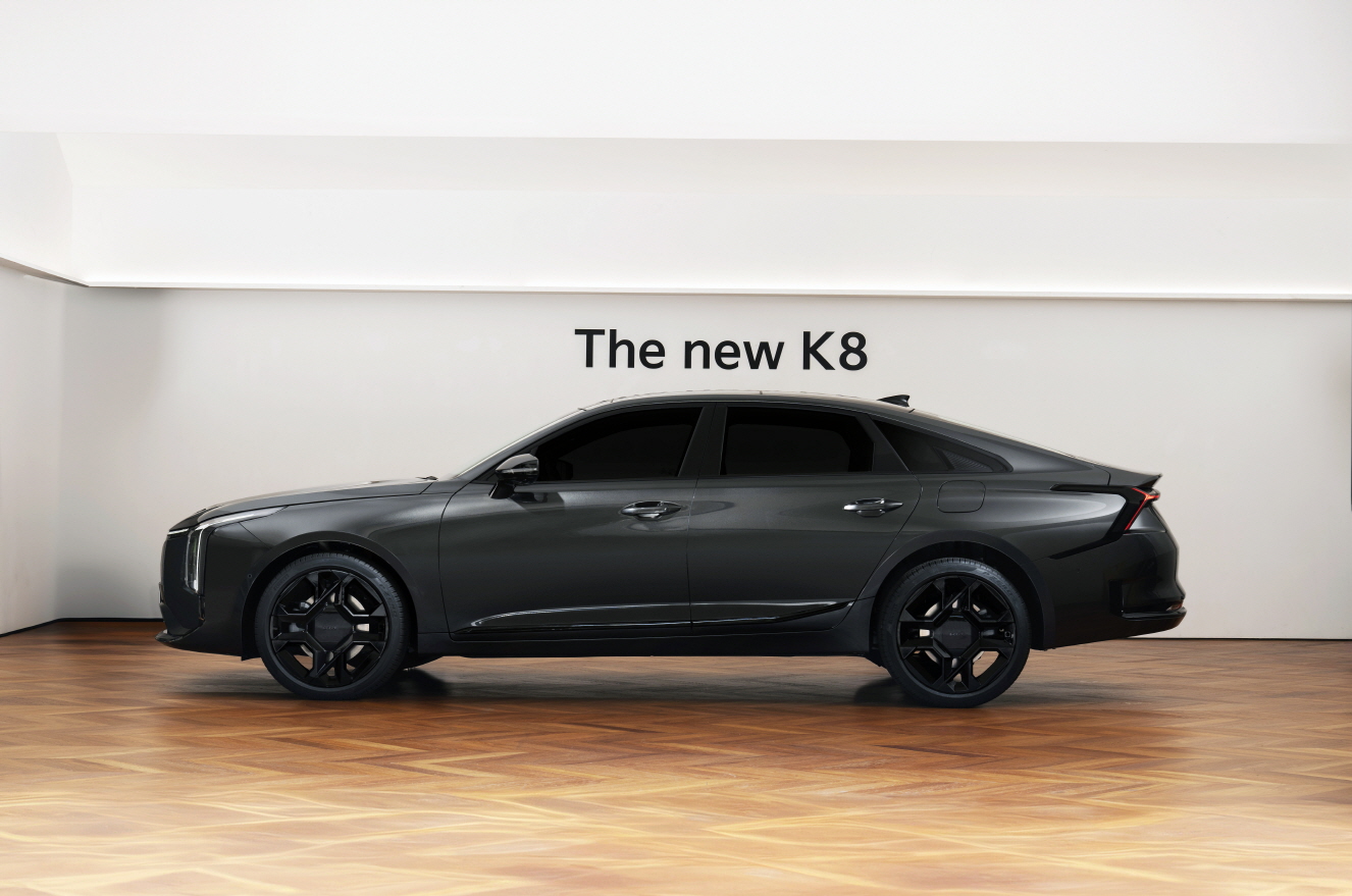 img https://mobilityground.com/wp-content/uploads/2024/08/사진-1-더-뉴-K8-외장.jpg