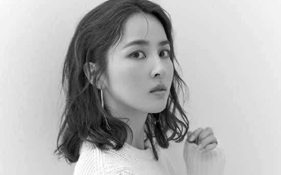  한혜진 전속계약 에이스팩토리 지금 결정한 이유